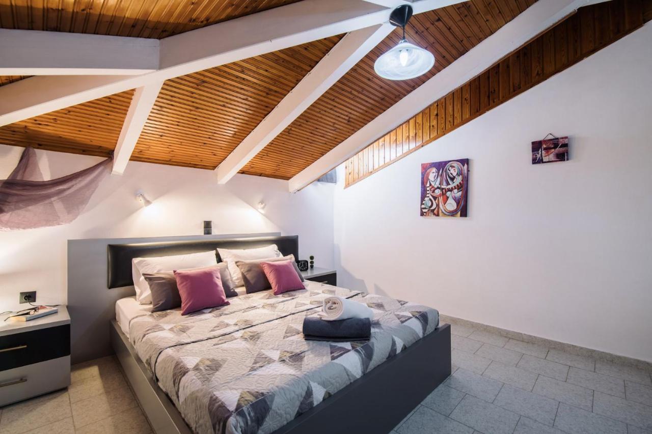 Villa Corali Apartments Sea Breath & Pool Amoudi Exterior foto