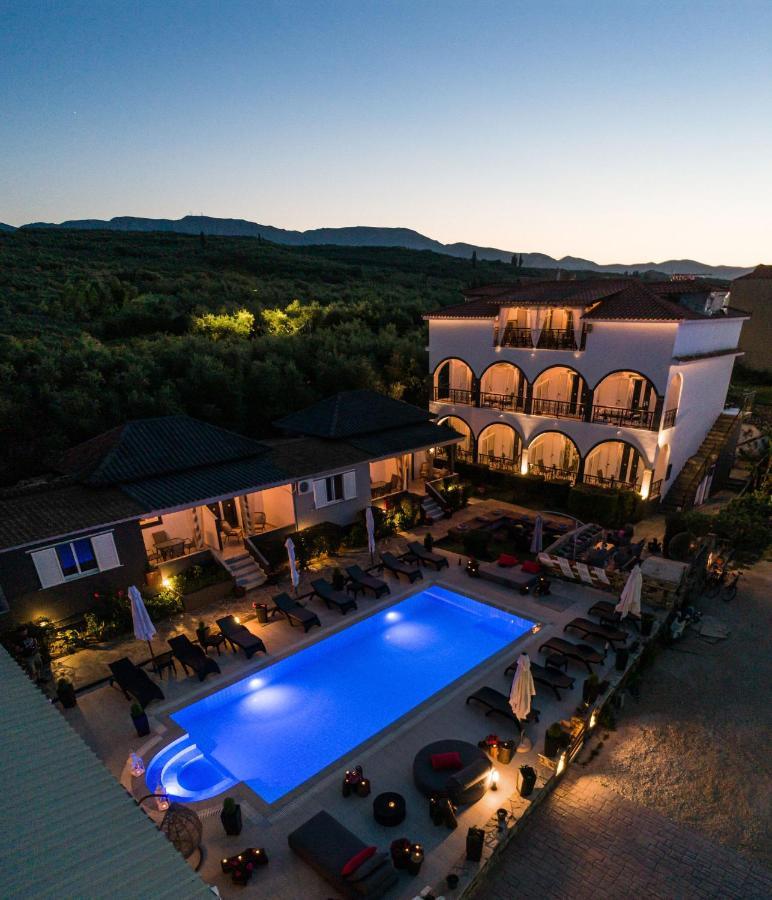 Villa Corali Apartments Sea Breath & Pool Amoudi Exterior foto
