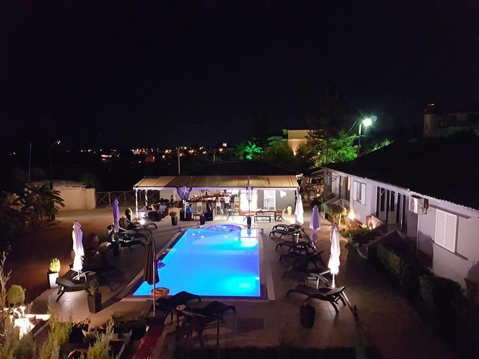 Villa Corali Apartments Sea Breath & Pool Amoudi Exterior foto